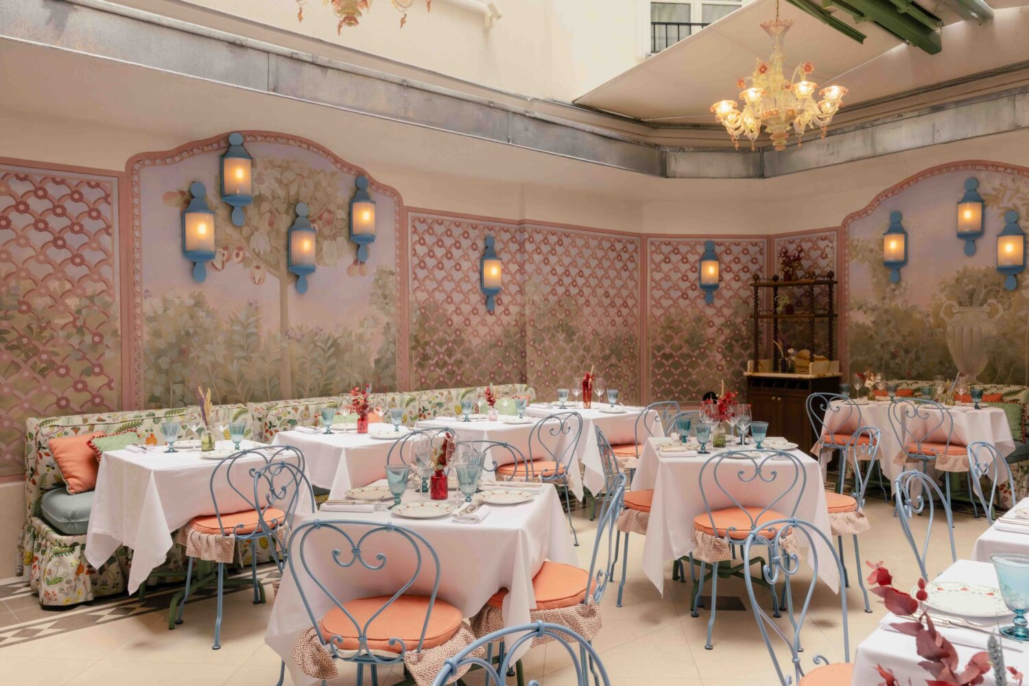 Patio Le Grand Mazarin le Marais 